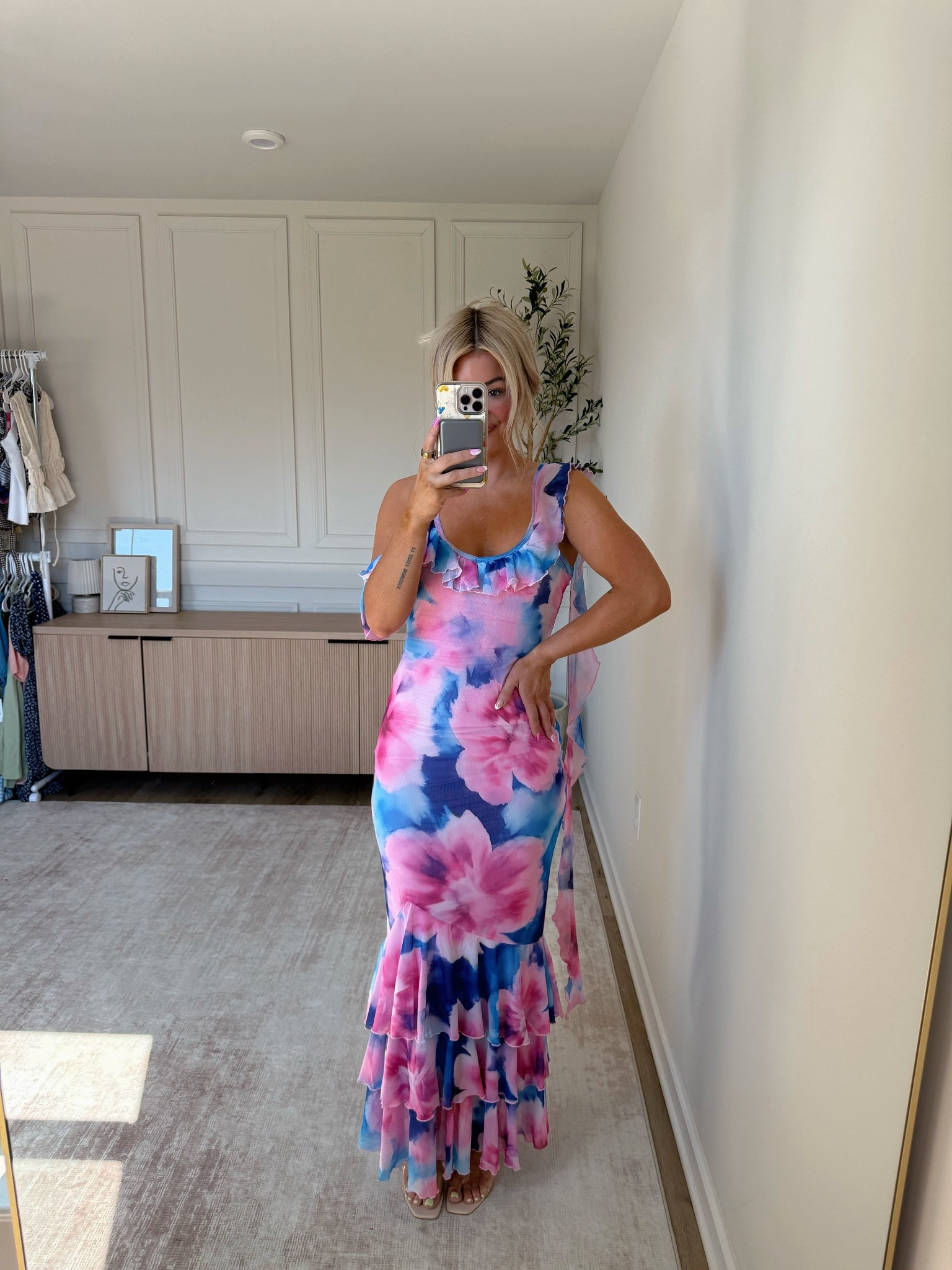 say “DRESS” and I’ll send you a dm with the details 🤭🔗 
 

comfy mom outfits, easy mom style spring, throw on and go dresses, busy mom outfit ideas, casual mom spring dresses, soft comfy spring outfits, mom life everyday style, effortless mom fashion, flattering mom dresses, cozy spring outfit ideas