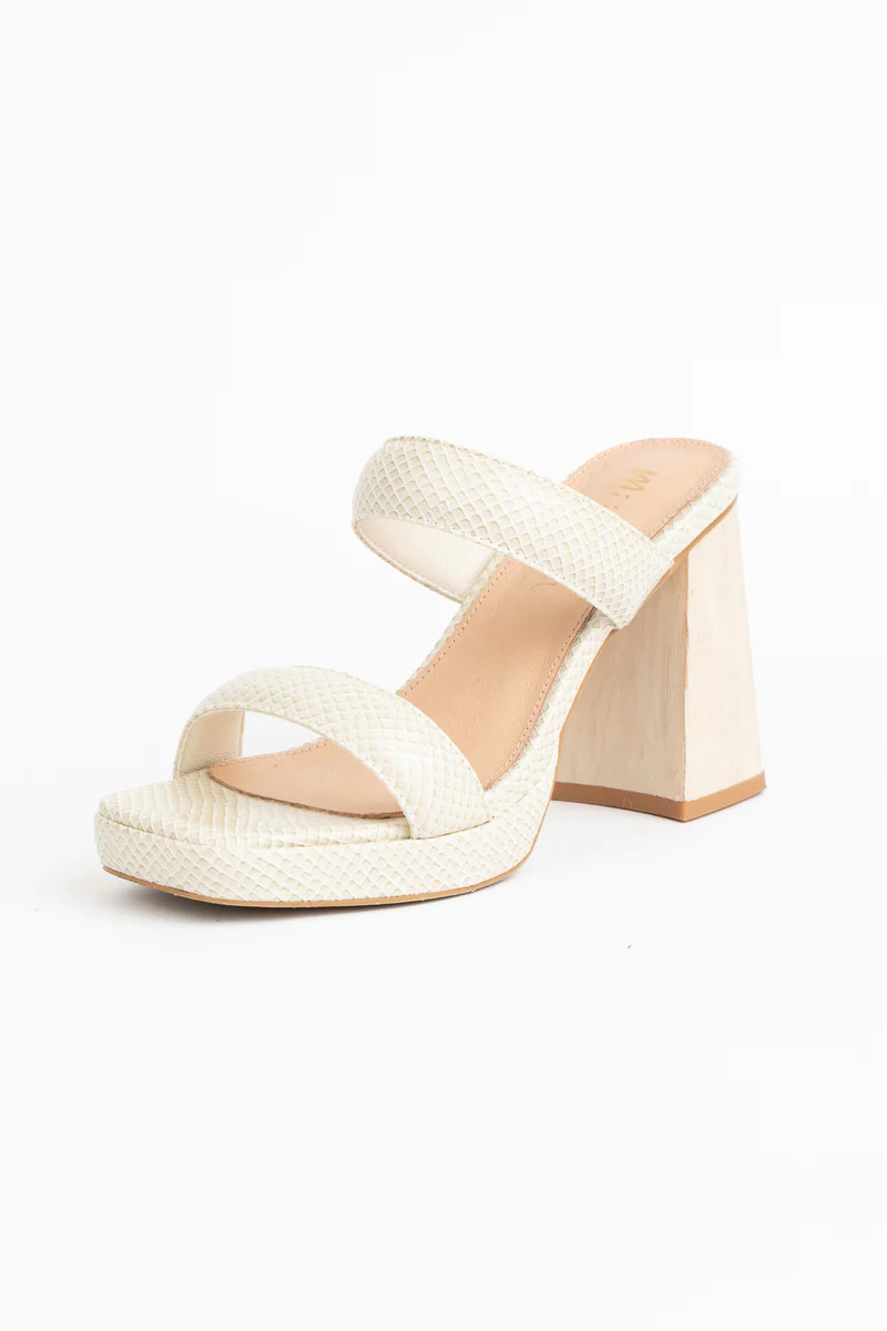 Charlotte Heels | Avara