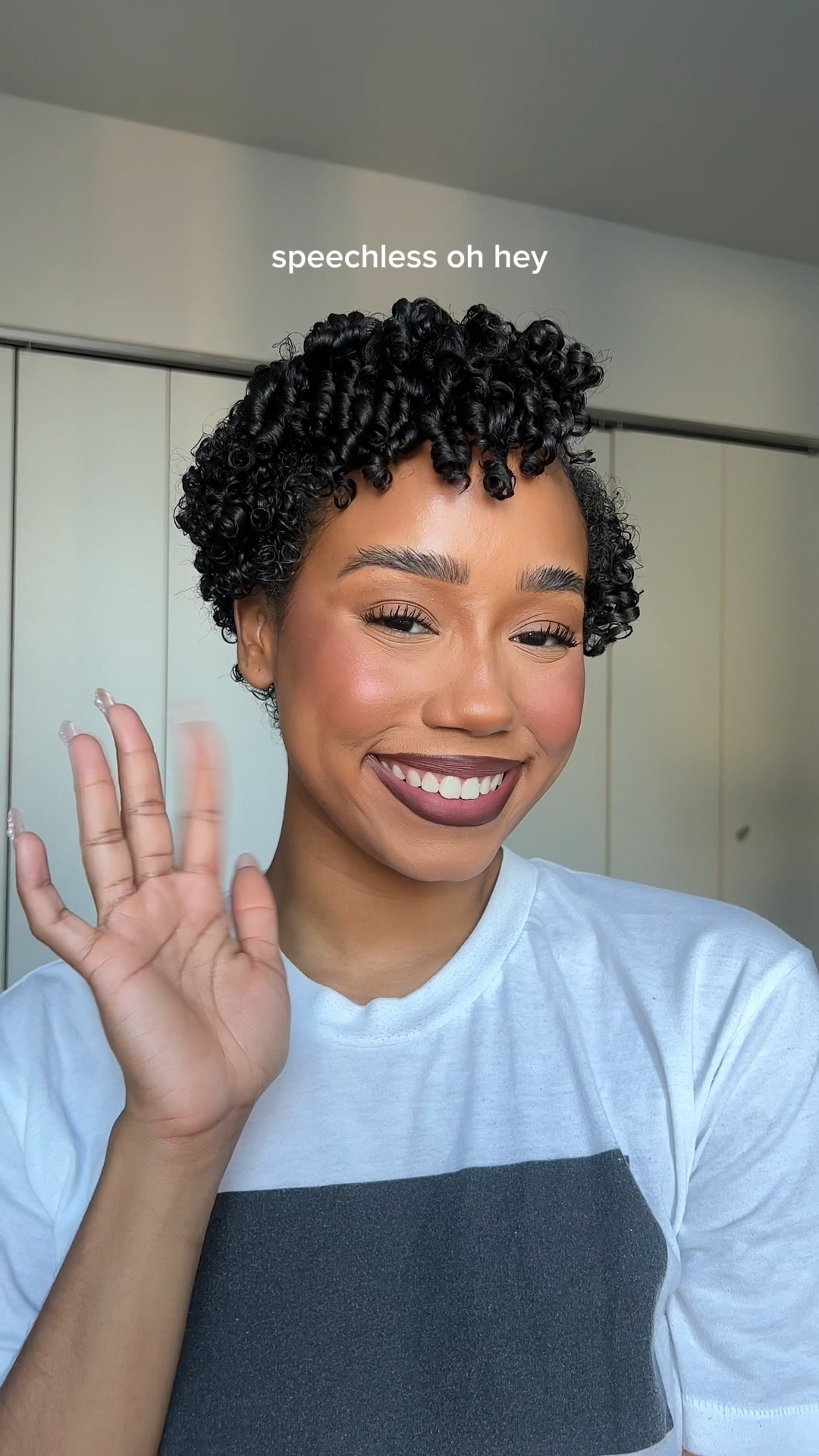 Full face of huda beauty 

#LTKbeauty #LTKGiftGuide #LTKfindsunder50