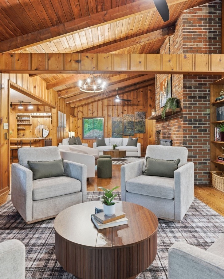 You send us a problem and we’ll find a solution. This #airbnb is going to be what rustic lakehouse dreams are made of❤️

#lakehouseliving #airbnbdesign #airbnbdesigner #virtualinteriordesign
