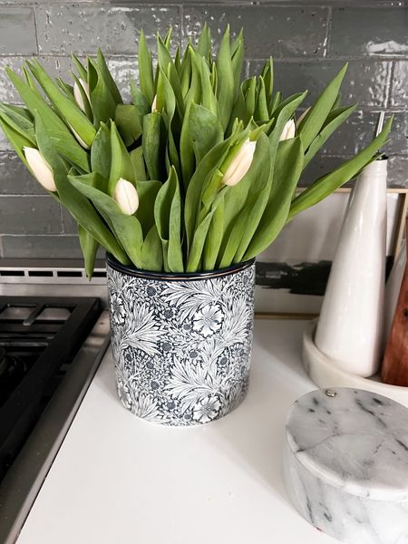 Prettiest floral vase, floral utensil crock, Williams Sonoma Home, 

#LTKfindsunder100 #LTKSeasonal #LTKhome