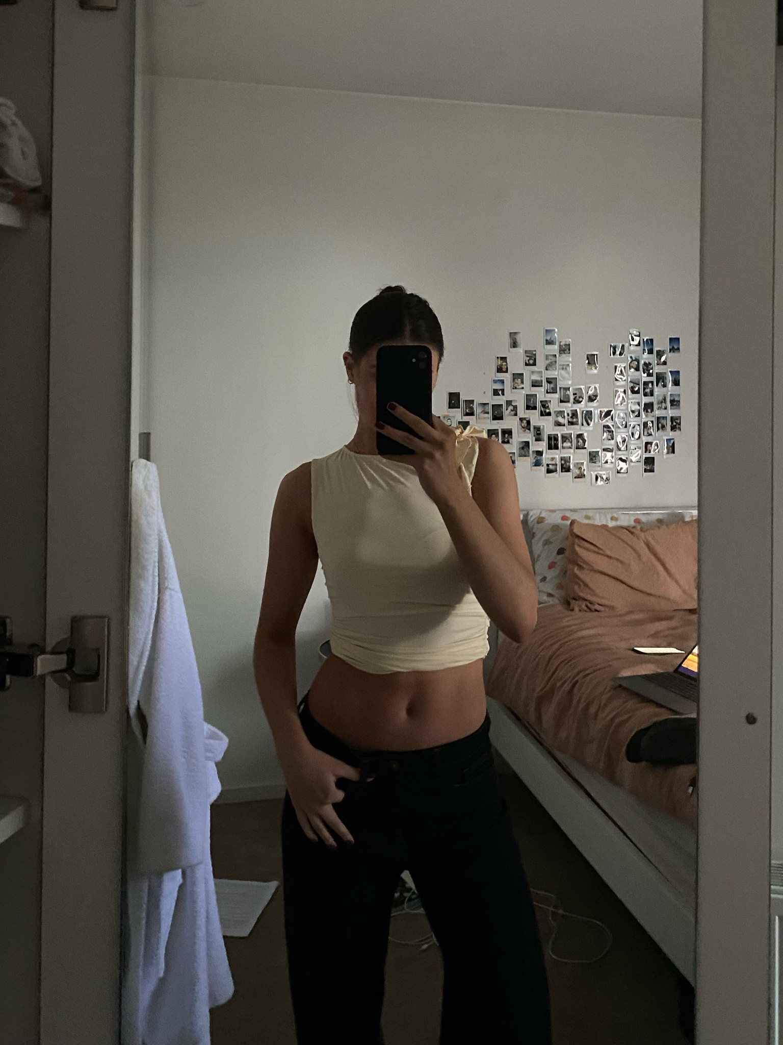 perfect dark wash jeans <3