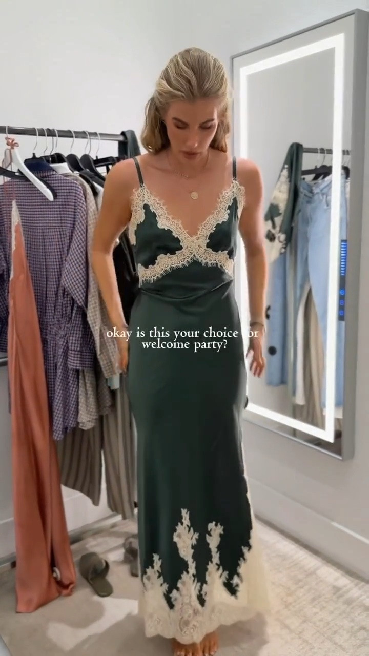 Come shopping with me to pick out the perfect dress for an upcoming fall wedding, welcome party, and new fall looks! Which is your favorite?

#LTKootd #LTKWedding #LTKSeasonal
