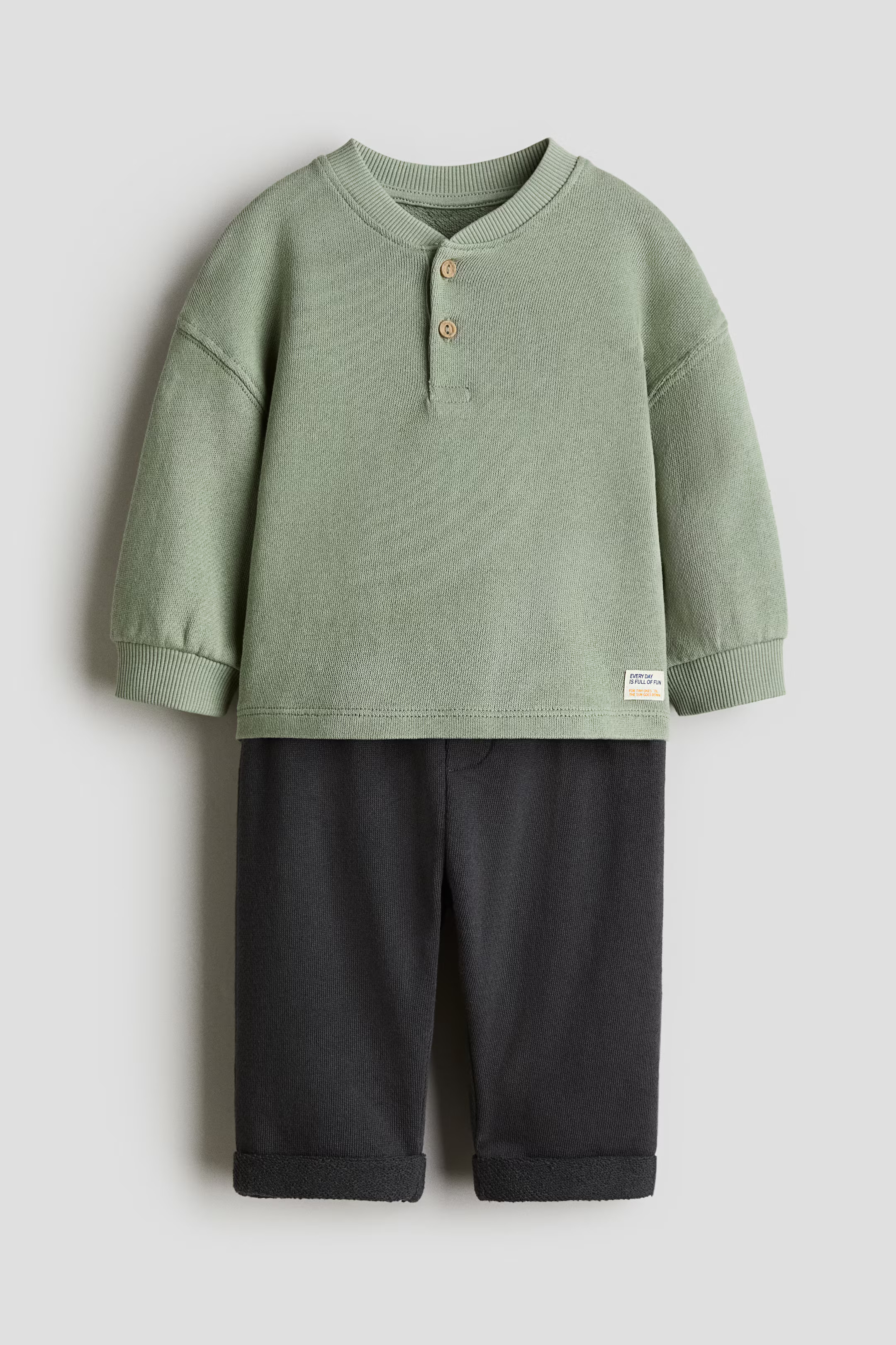 2-piece sweatshirt set | H&M (UK, MY, IN, SG, PH, TW, HK)