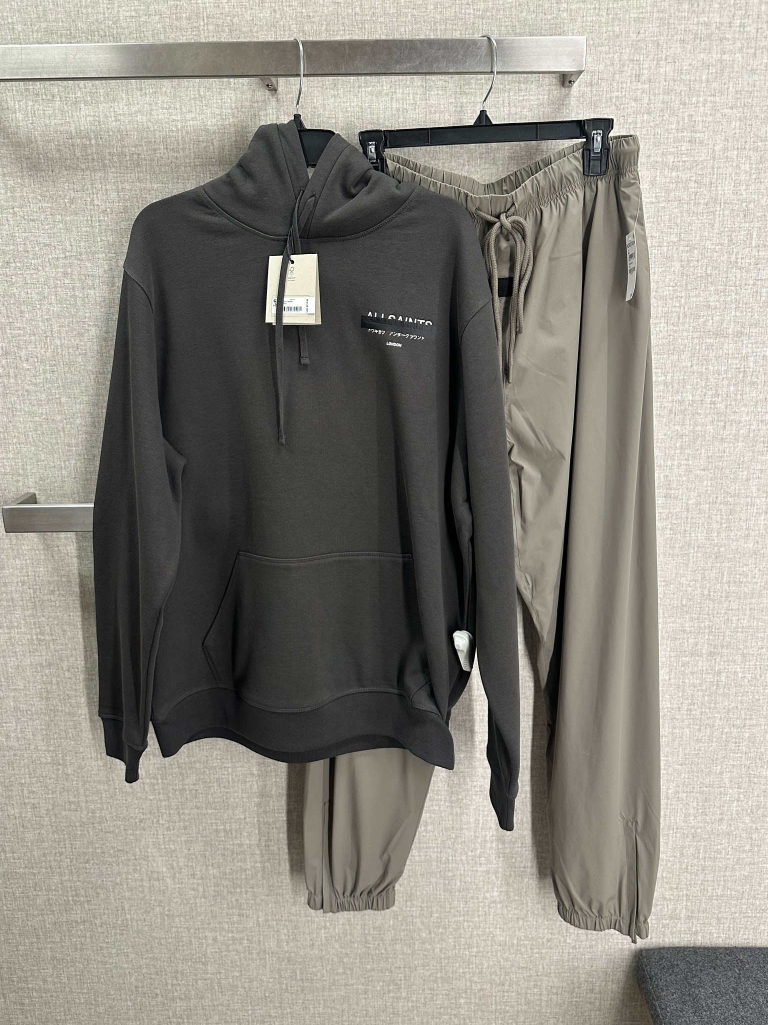 Fear of God x All Saints #OOTD

Men’s streetwear done right. Layer your hoodies and track pants now to stay ahead this fall

Styled by yours truly
Timothy Asare

#LTKStyleTip #LTKBacktoSchool #MensStreetwear #FallStyle

#LTKMens