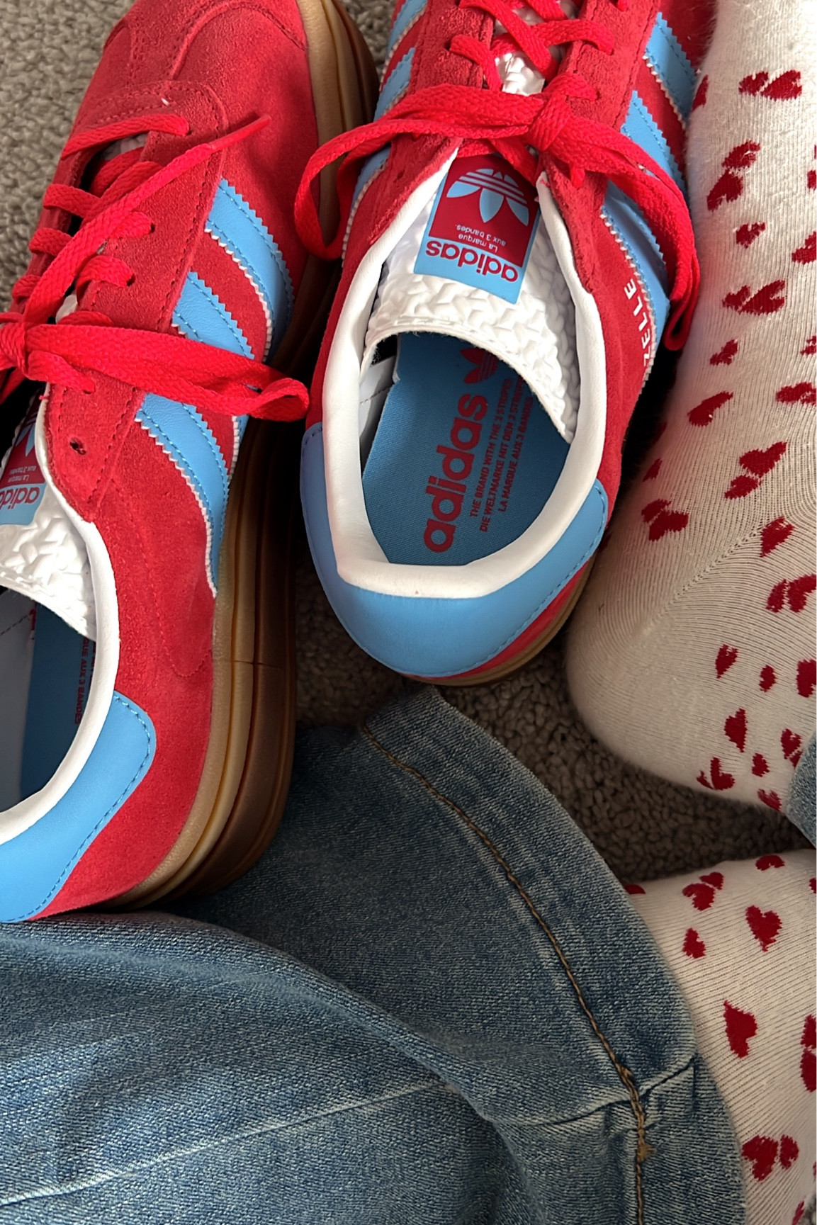 So obsessed with these shoes!! Grab them fast before they sell out!! Sooo many color ways available 