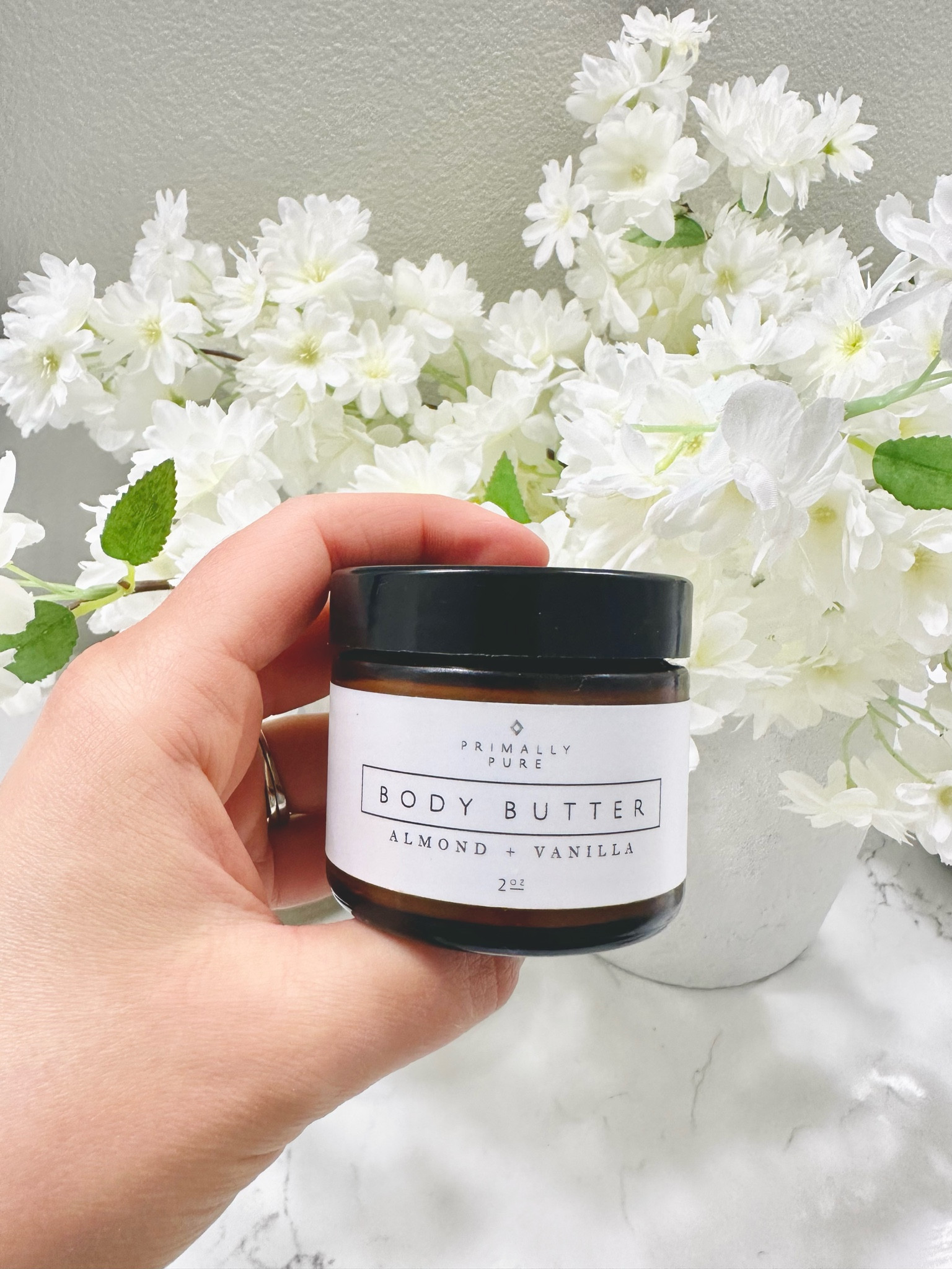 Obsessed with this scent! Non-toxic, makes your skin so soft and it smells like frosting!

Favorite non toxic company for all body and hair products!

Non toxic lotion, non toxic beauty

#LTKfindsunder50