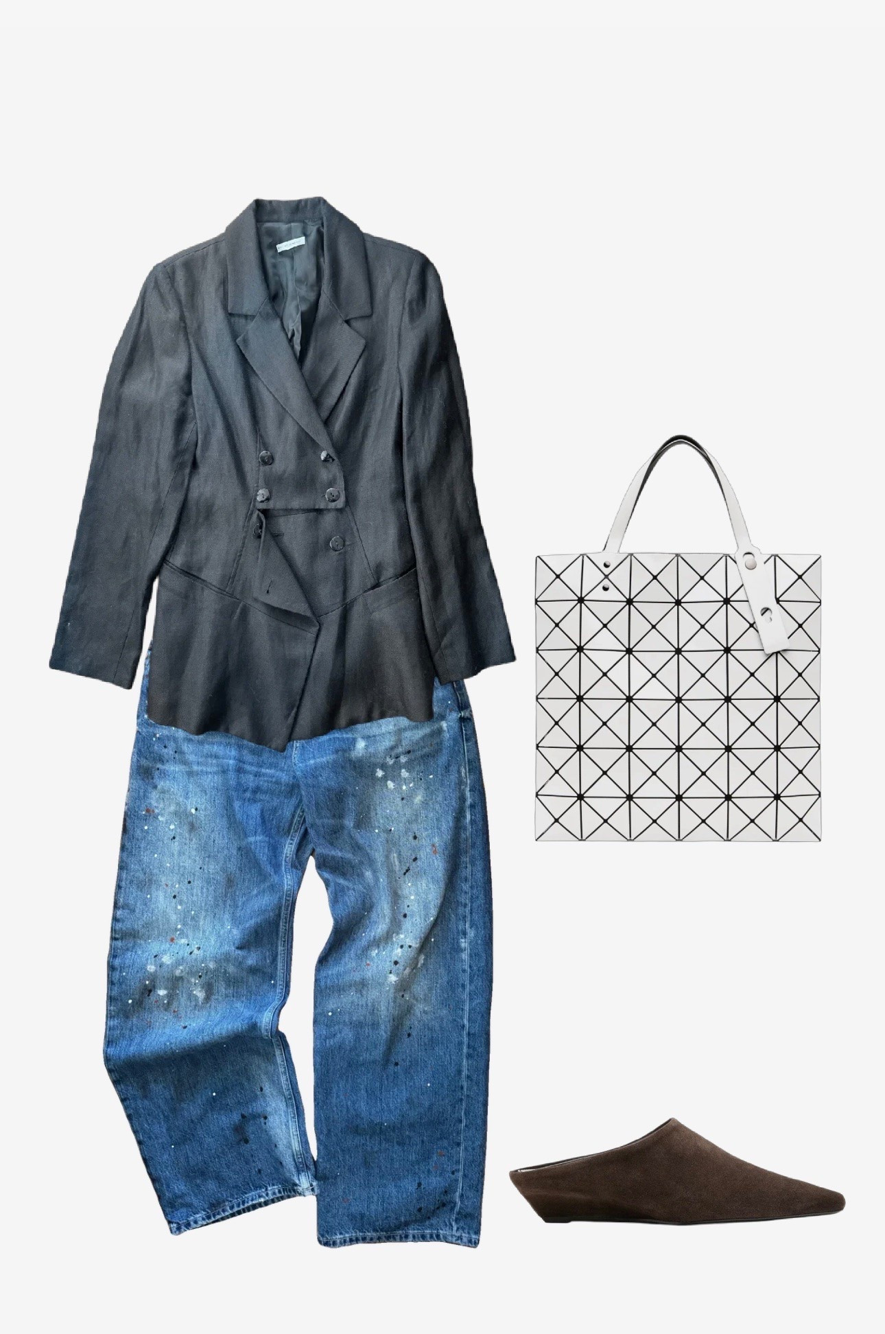 A deconstructed linen blazer. 
Blazer is vintage, bag is preloved.

#LTKcanada #LTKsummer #LTKstyletip