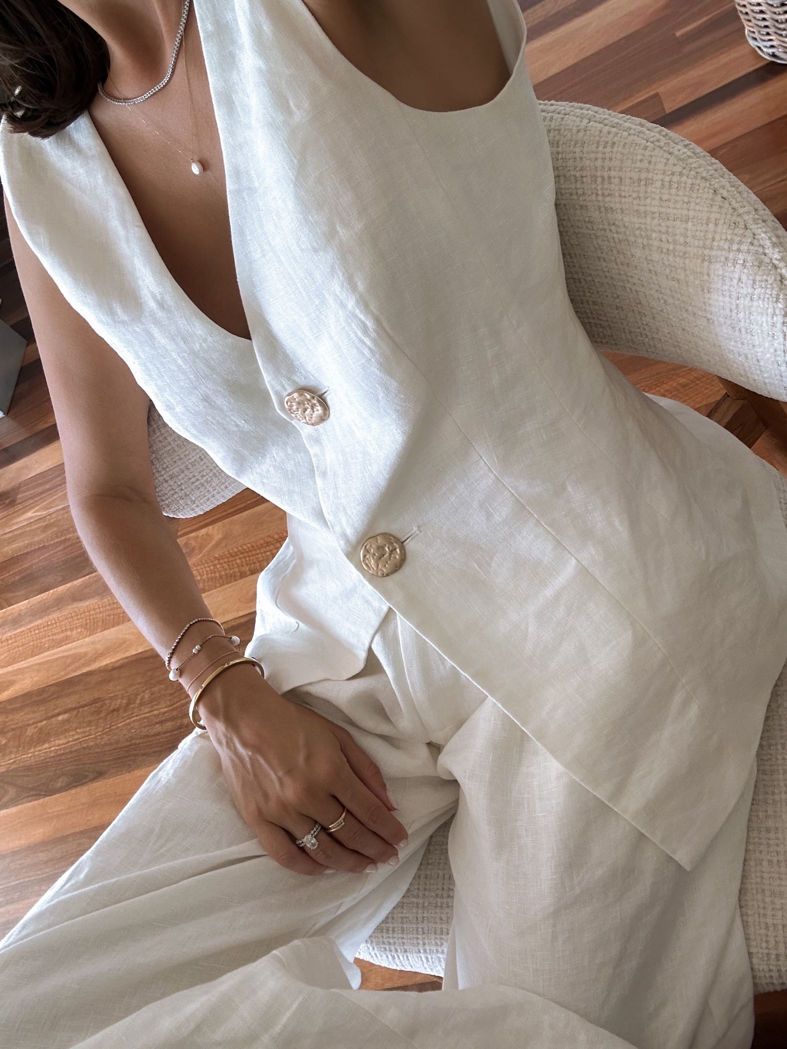 White linen vest and pants matching outfit 

#LTKaustralia #LTKsummer