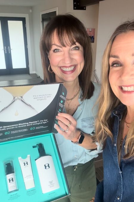 One Skin is a revolutionary anti-aging skincare line that actually reverses the effects of aging on your skin! The science behind it is incredible! We’ve loved our results with the face cream and are excited to try their other products !

Beauty recommendations, anti wrinkle, beauty treatments, skincare reviews 

#LTKbeauty #LTKfindsunder50 #LTKover40