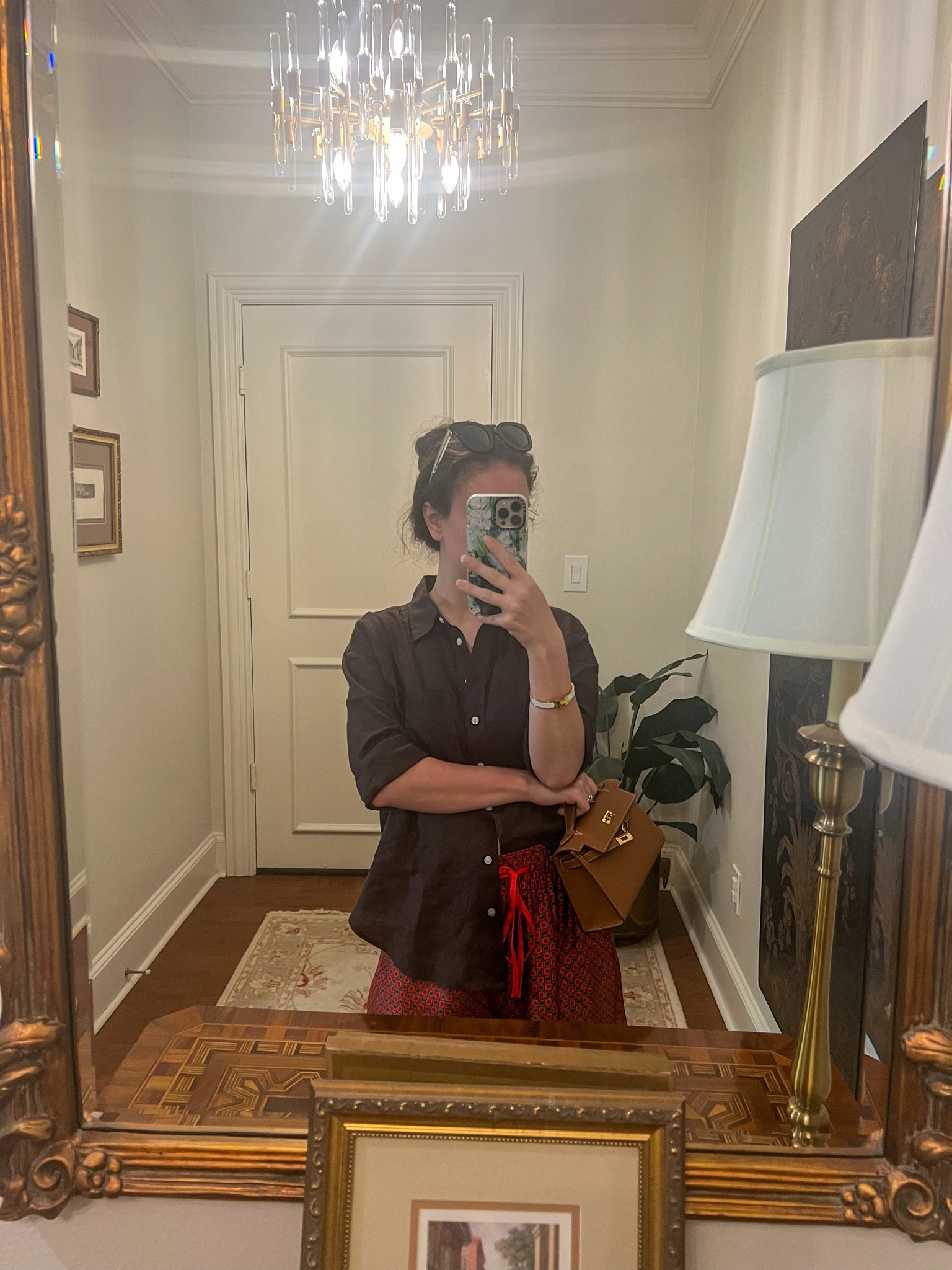Casual summer look and easy mom uniform with elevated basics

Top is oversized so go down one size

#linenshirt #sandro #silkshorts