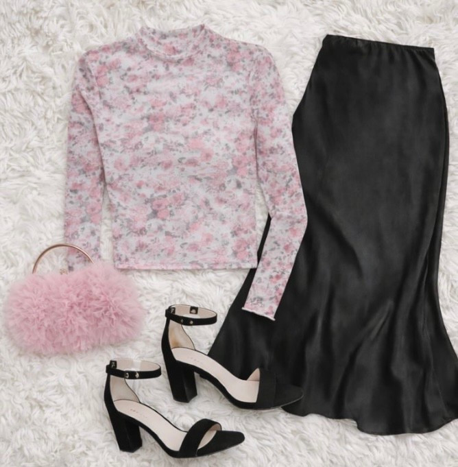 Soft florals + satin ✨ This pink mesh floral top paired with a sleek black satin skirt is the perfect mix of feminine and chic. Finished with classic black heels and the cutest pink statement bag.



#LTKSpringSale #LTKootd #LTKSeasonal