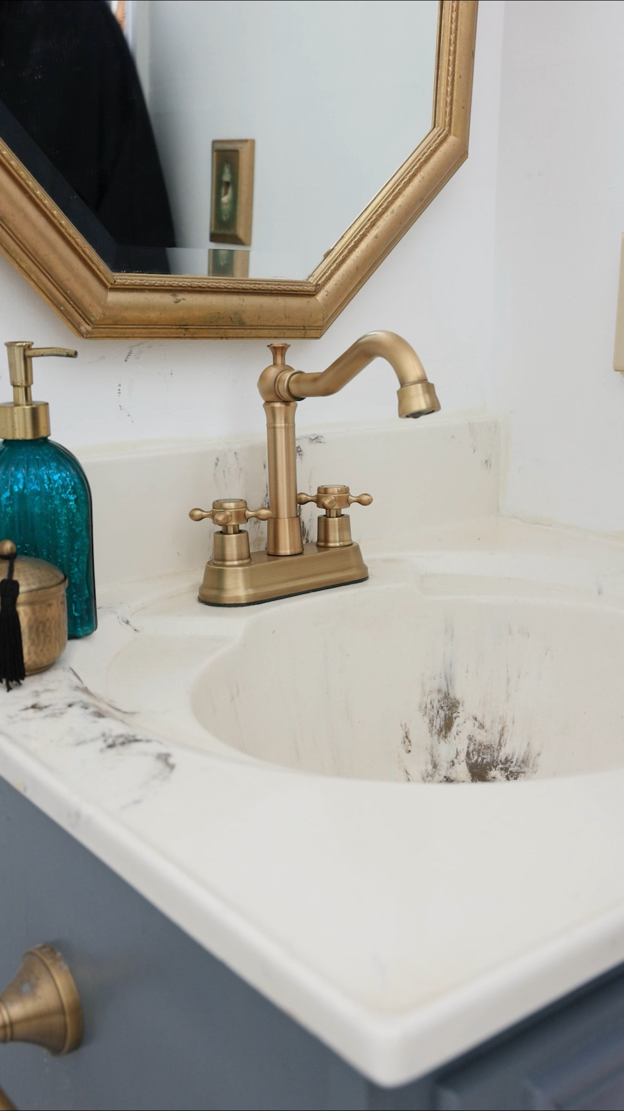 Classic Brass Bathroom Faucet 

#LTKHome #LTKVideo