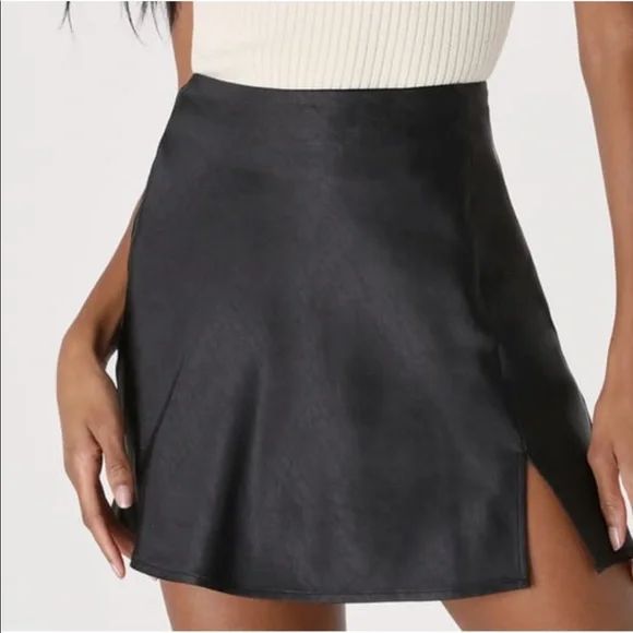 Lulu’s Black Satin Mini Skirt NWT | Poshmark