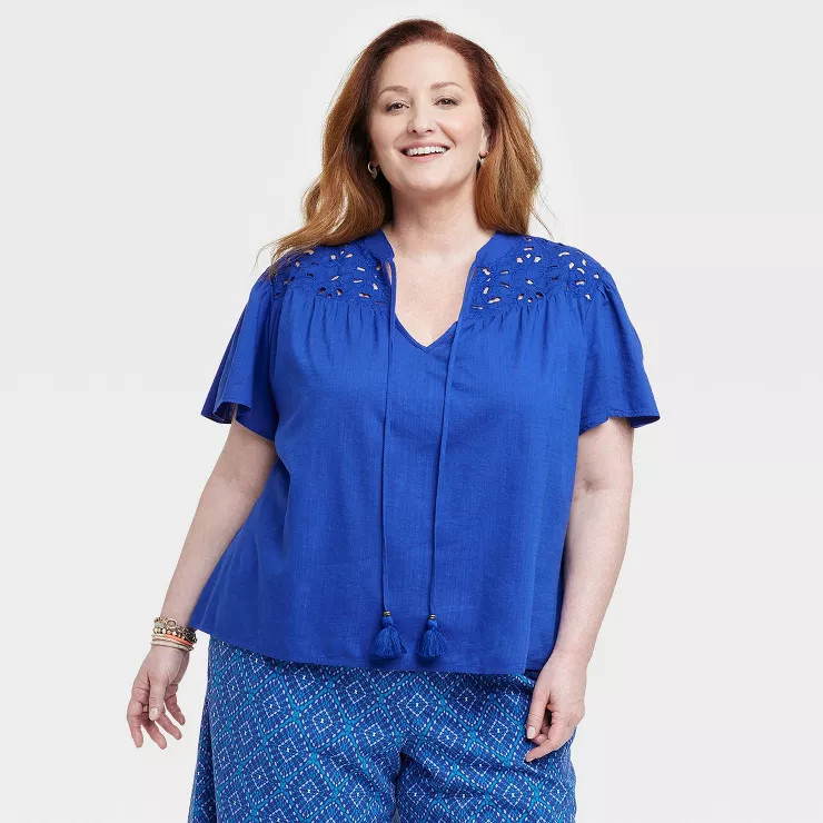 Women's Short Sleeve V-Neck Woven Eyelet Top - Knox Rose™ | Target