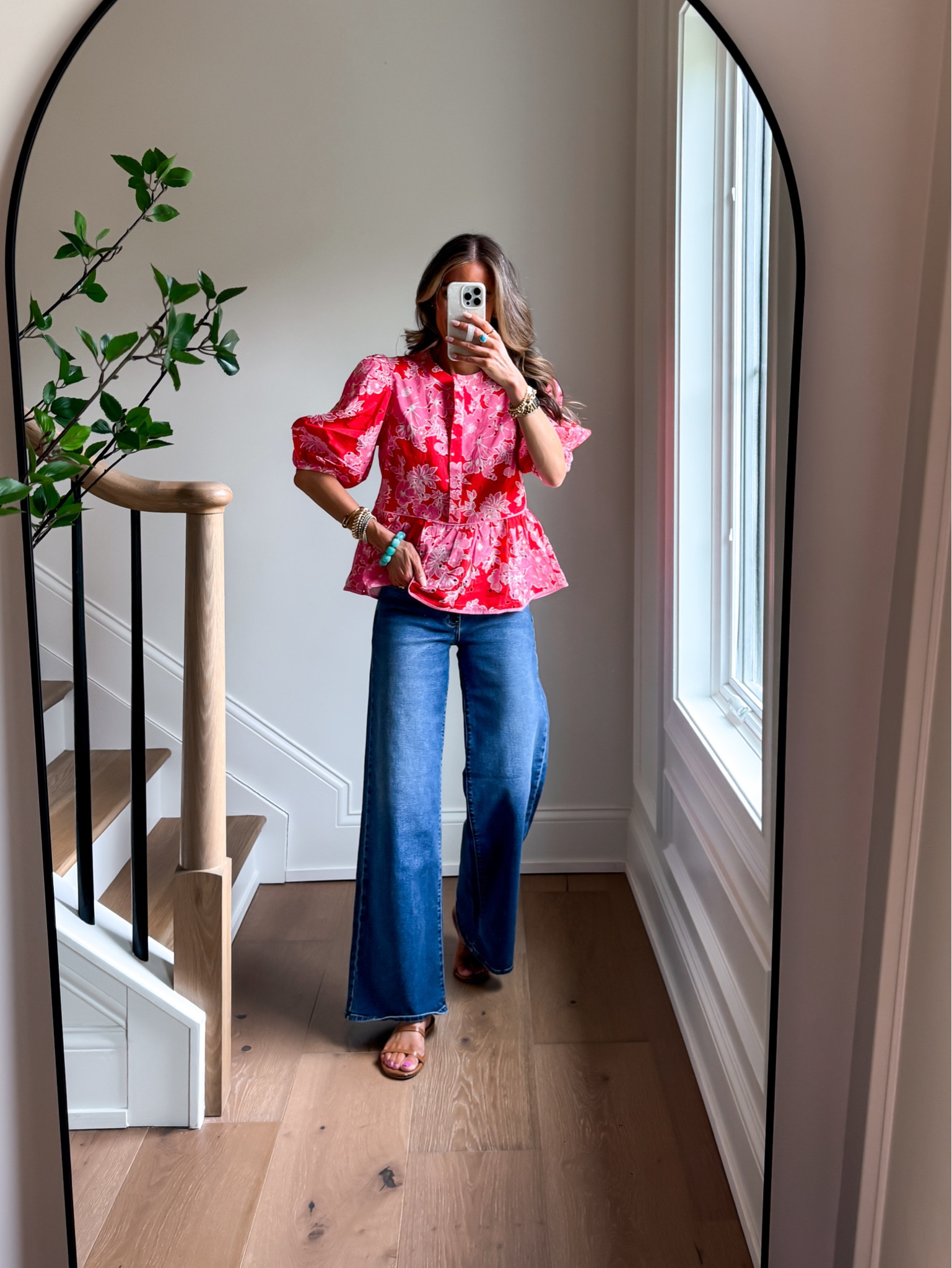 Use Code: ABBY15 for 15% off!

Wearing my true to size, xsmall top and size 25 jeans

#LTKootd #LTKgrwm #LTKmomlife