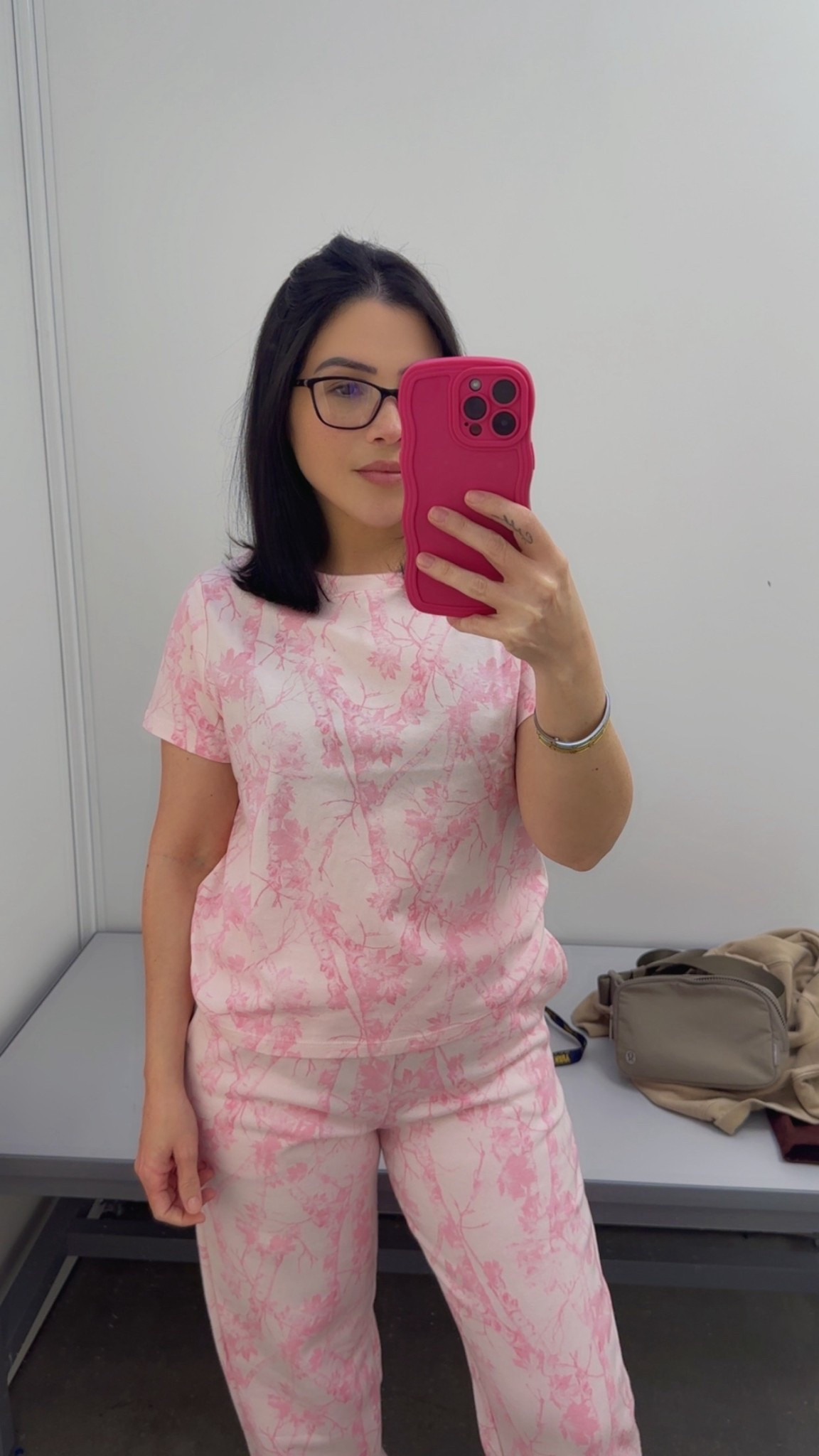 Tshirt small
Pant xs


#LTKSeasonal #LTKPetite #LTKValentine