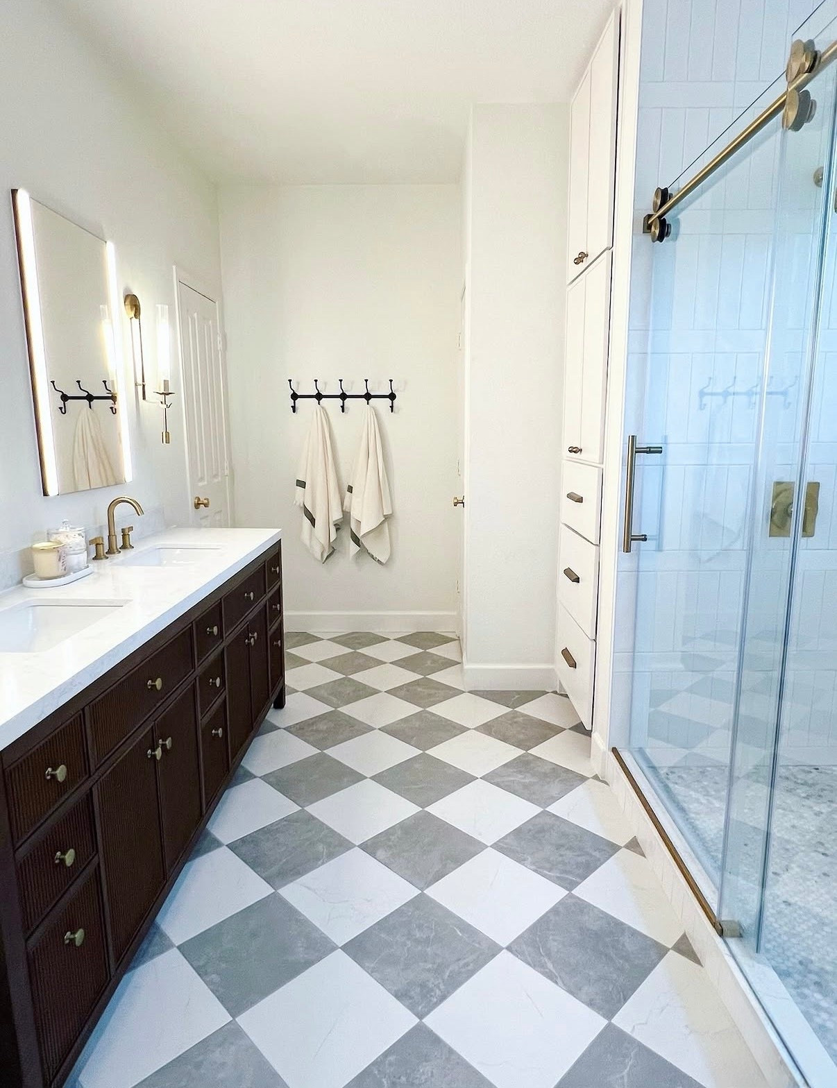 #bathroom #classicdesign #checkeredfloors #bathroomremodel

#LTKHome
