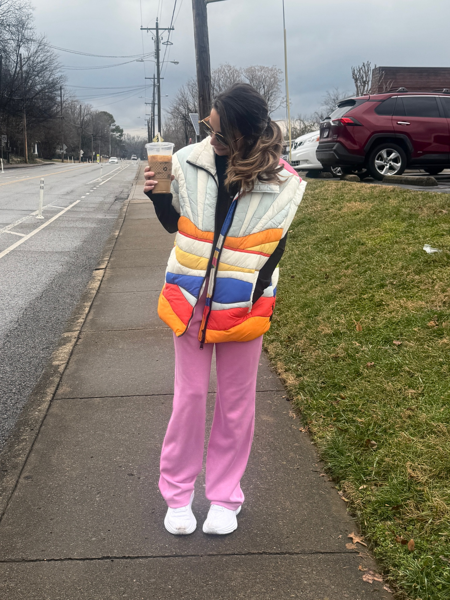 Coffee walk ootd 