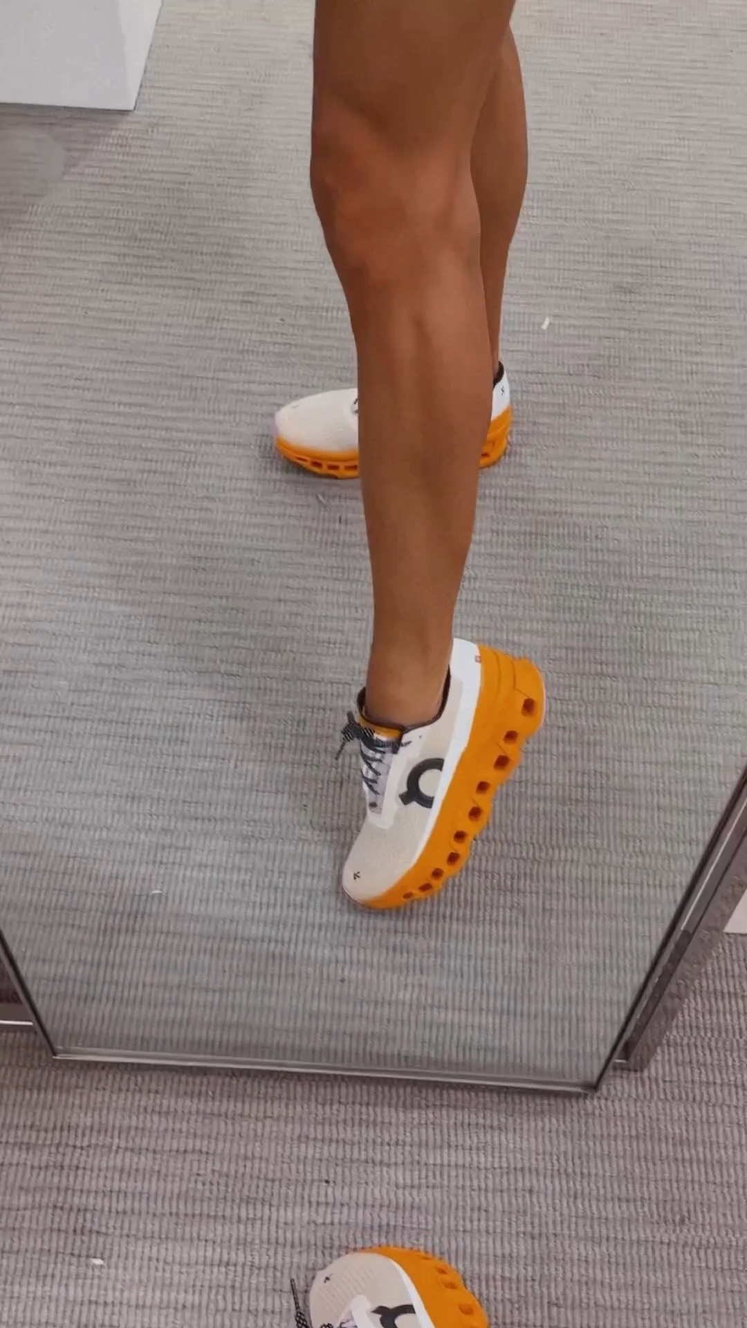 All the shoes I tried on linked here 👌🏻 All of them were comfy and looked good. The Hoka was the most comfortable :)

#nsale #shoes #comfyshoes #tenisshoes #runningshoes 

#LTKxNSale