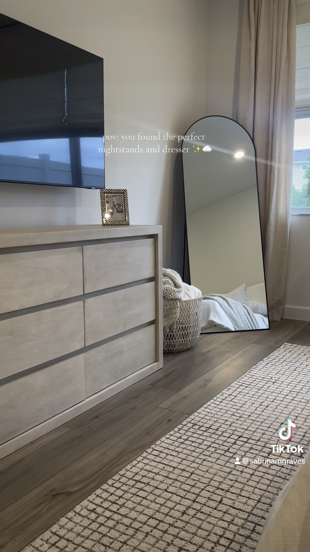 favorite Amazon mirror and pottery barn furniture ✨🤍

#LTKStyleTip #LTKSeasonal #LTKHome
