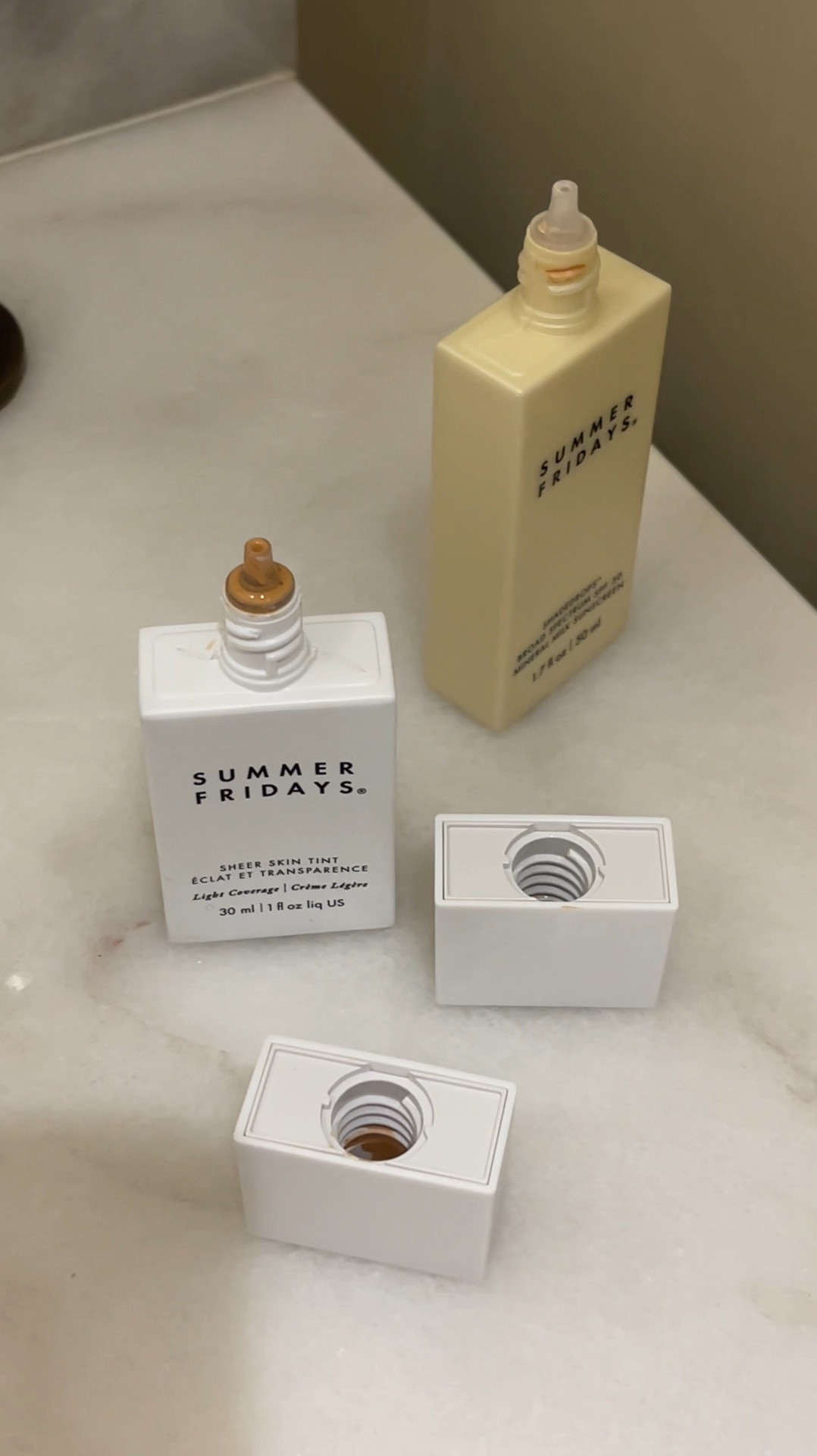 loving this combo: mineral ShadeDrops SPF 30 + sheer skin tint (shade 5) - glides so easily and makes for a great base :) 
@summerfridays #ad #liketkit @shop.ltk 

#LTKBeauty #LTKFindsUnder50