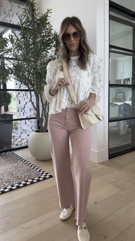 Valentine’s Day outfit idea! Love this look for a casual date night. My top is from Anthropologie but sold out, so linked similar!

Valentine’s Day outfit, pink jeans, casual style, jeans outfit

#LTKstyletip #LTKSeasonal #LTKfindsunder100