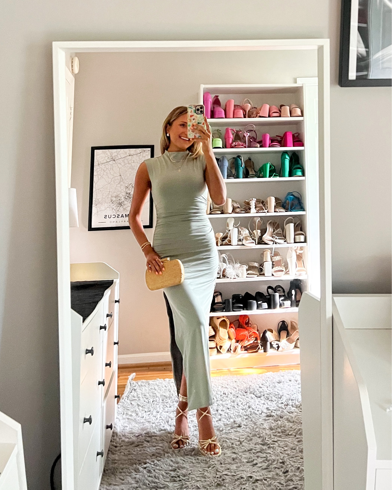 Abercrombie wedding guest dress! Get 15% off $150 purchase right now! Wearing a XS regular in this style 👗💕