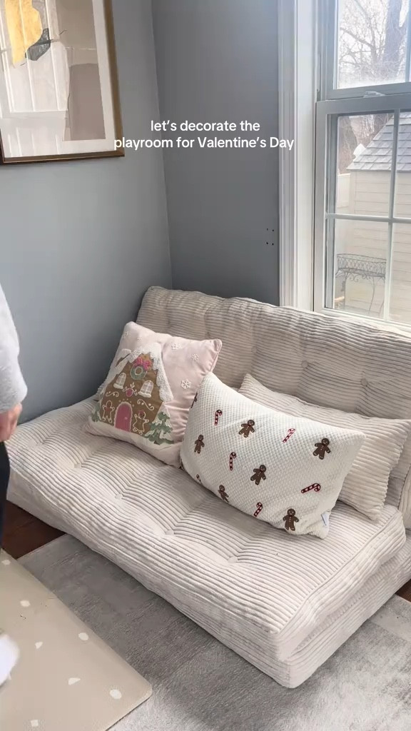 The playroom is officially ready for my first annual Valentine’s Day/Galentines day brunch and play date 



#LTKHome #LTKParties #LTKKids