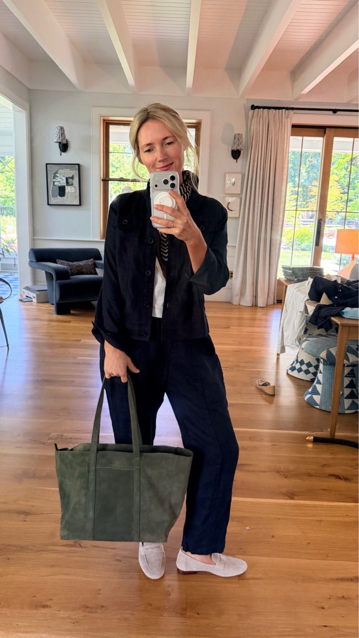 Tried out the linen and cashmere from @quince and could not be more impressed. If you've been quince curious too - I highly recommend trying out these items :) #QuincePartner