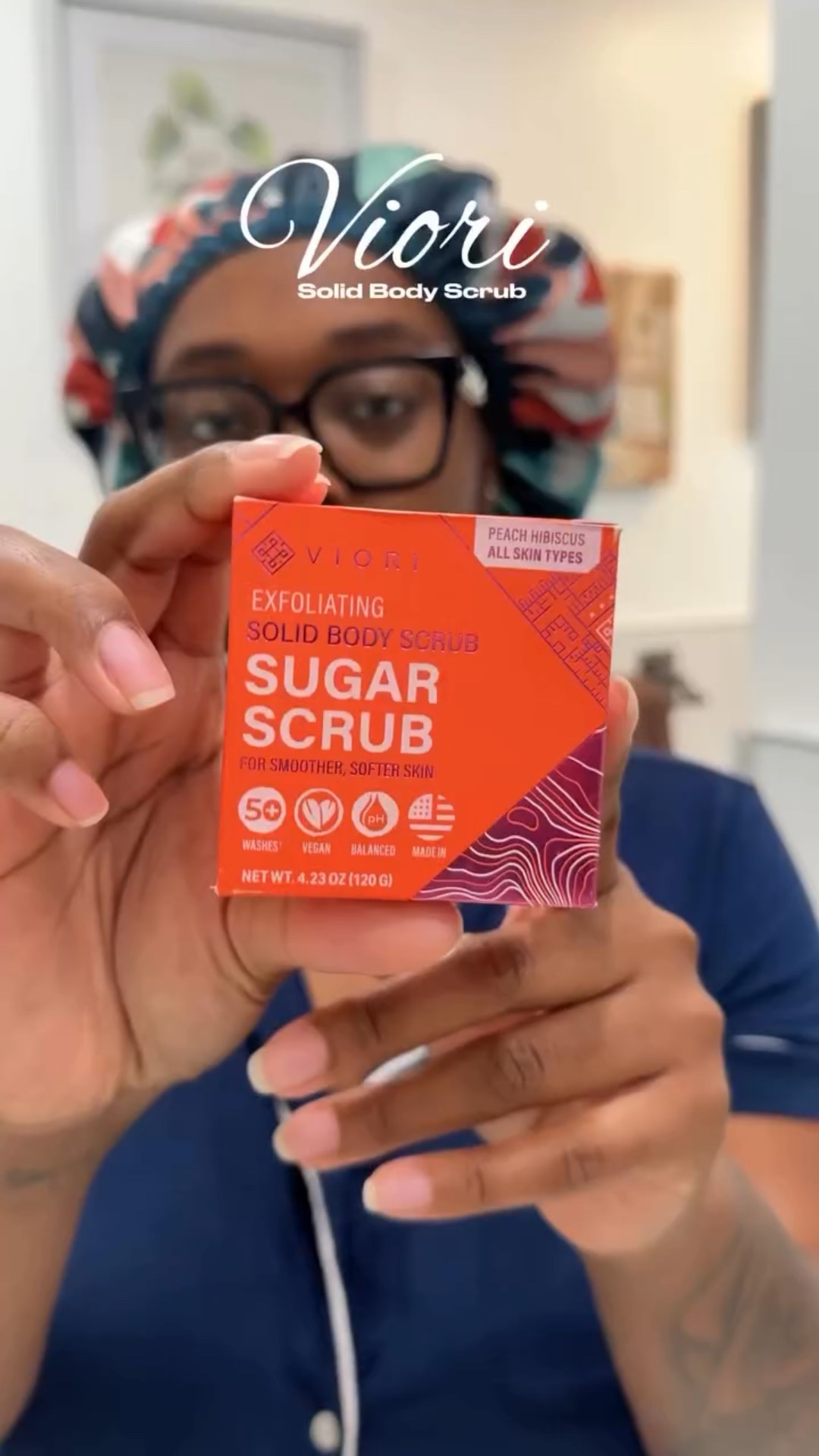 You see my face & my elbows?! Embarrassing 😂 A scrub bar was clearly something I needed because unscrewing the top off a jar can be too much sometimes. I need quick and easy. 

My skin definitely feels hydrated and the dead skin GONE! Y’all the scent was literally coming through the packaging. You should’ve seen me searching my room for the culprit.

🍑🌺 @vioribeauty . Y’all did that! I Love 💕 

•
•
#viori #sugarscrub #ad #vioribeauty #showerroutine #skincare #softskinvibes #selfcare #selfcareforwomen #blackgirlselfcare #everydaywellness #bodycareroutine #glowingskin #beautyroutines #smallchanges #exfoliating #beauty #contentcreator #ugc #bodyscrub #beautyugc #lifestyle #njcontentcreator