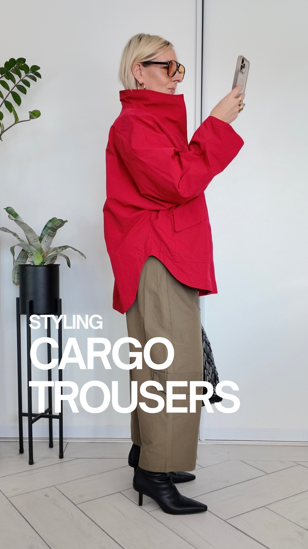 How I’m styling cargo trousers / utility trousers

#LTKuk #LTKstyletip #LTKover50style