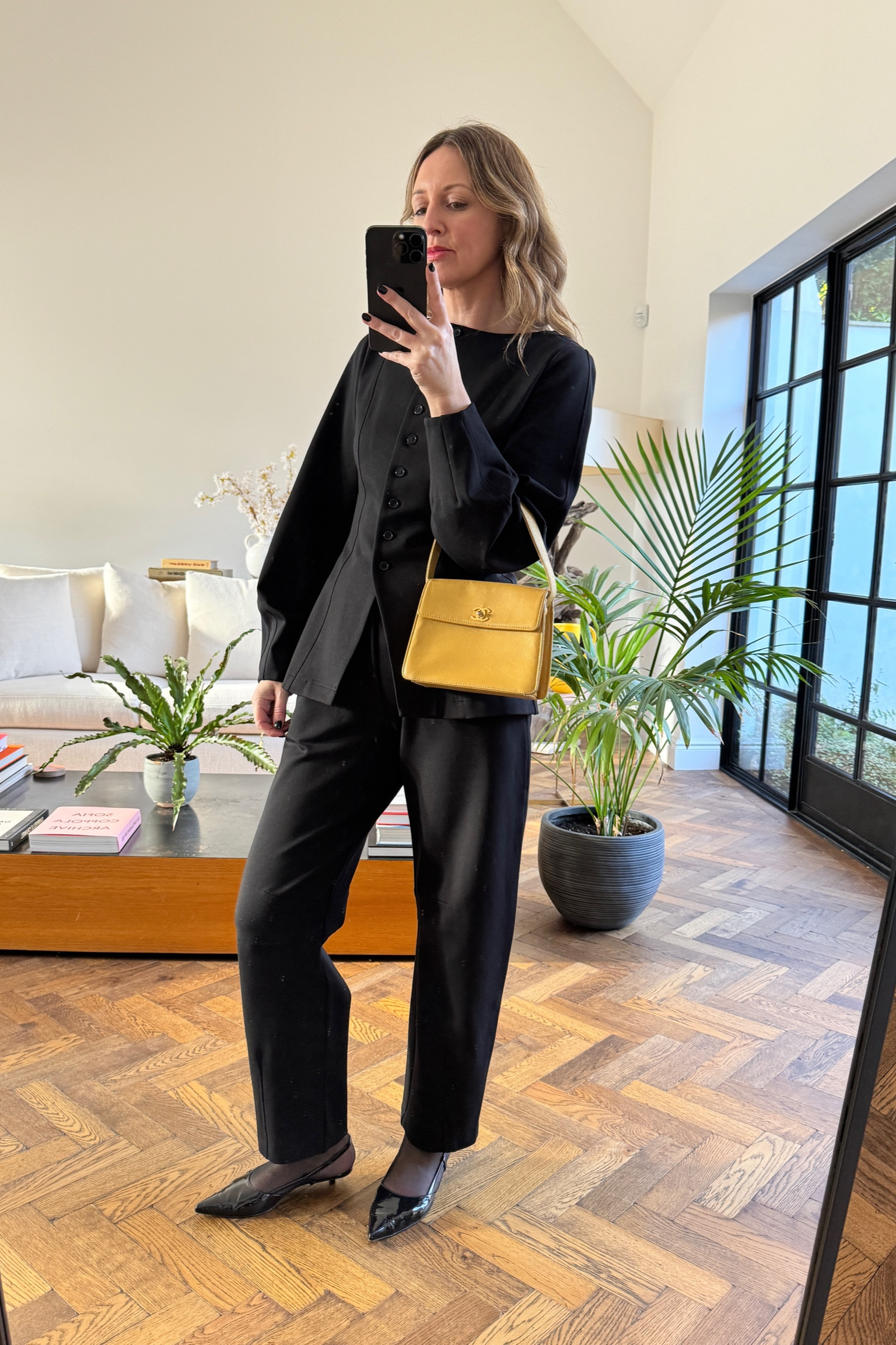 Collarless blazer trouser suit + pop of yellow 

#LTKdatenight #LTKFashionMonth #LTKstyletip
