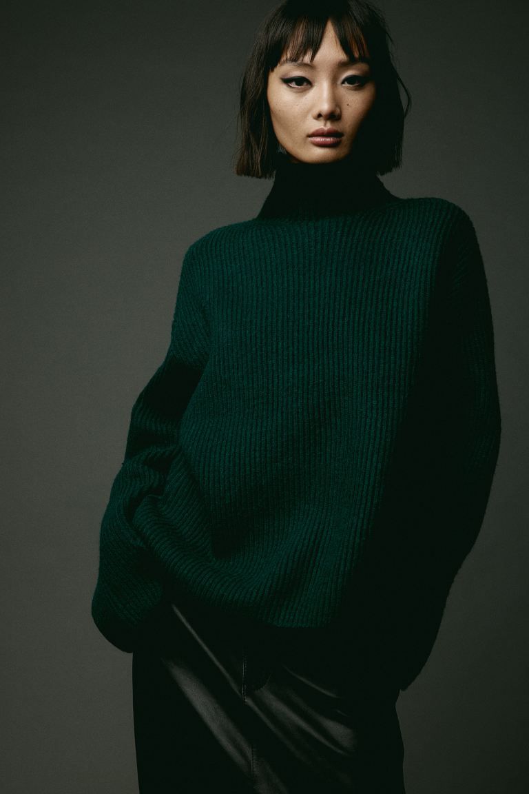 Rib-knit Mock Turtleneck Sweater - Dark green - Ladies | H&M US | H&M (US + CA)
