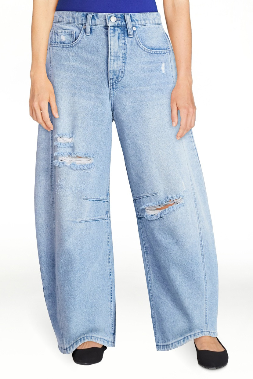 Scoop Women’s and Women's Plus High-Rise Ankle Barrel Jeans with Distressed Details, Sizes 0-26 | Walmart (US)