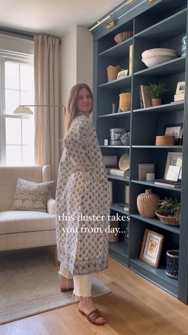 Small business love 🤍 This @eleanorjamesbrand duster takes you from day to all the water activities as we maximize the warmer days into the Fall! The fabric is lightweight and makes for an easy, yet chic throw on cover up! This is the Domino Blue color - Comment SHOP below to receive a DM with the link to shop this post on my LTK ⬇ https://liketk.it/4LTgz
#eleanorjamesbrand #collinsswimduster #beach #pool #boat #coverup #dominoblue  #beachcoverup #summerstyle #classicstyle #coastalstyle