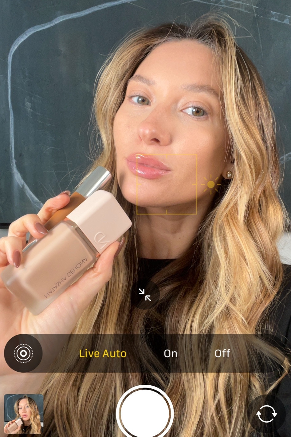 NEW MAKEUP IM LOVING ATM!!!!! Haus labs contour stick in angle and sculpt and foundation in RN3. @sephora -Make sure to check out Sephora's beauty insider program for incredible rewards and also try their buy online & pick up in
store or my personal fav..
SAME DAY DELIVERY
#sephorahaul
#sephorapartner