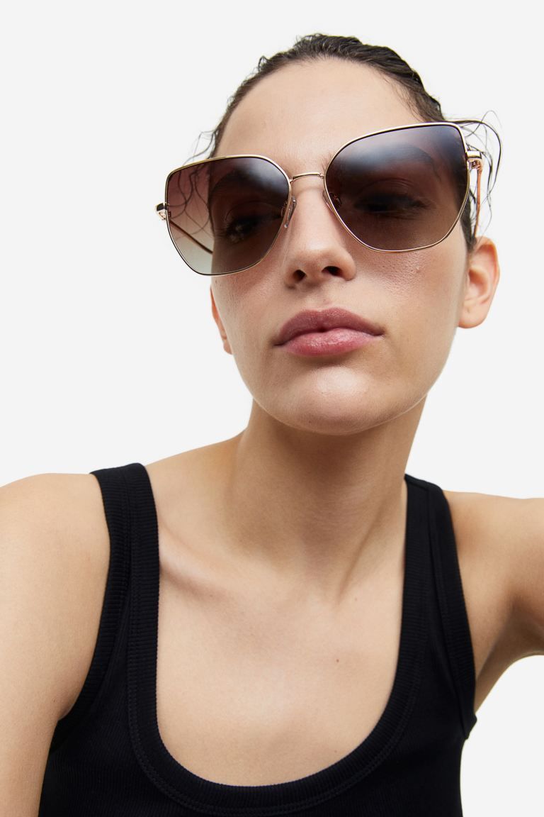 Polarised sunglasses | H&M (UK, MY, IN, SG, PH, TW, HK)