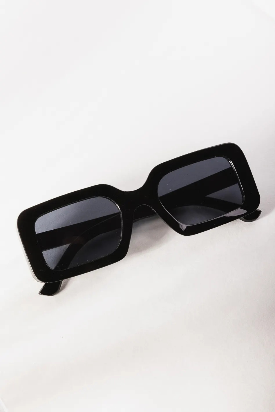 Porter Sunglasses in Black | Böhme US