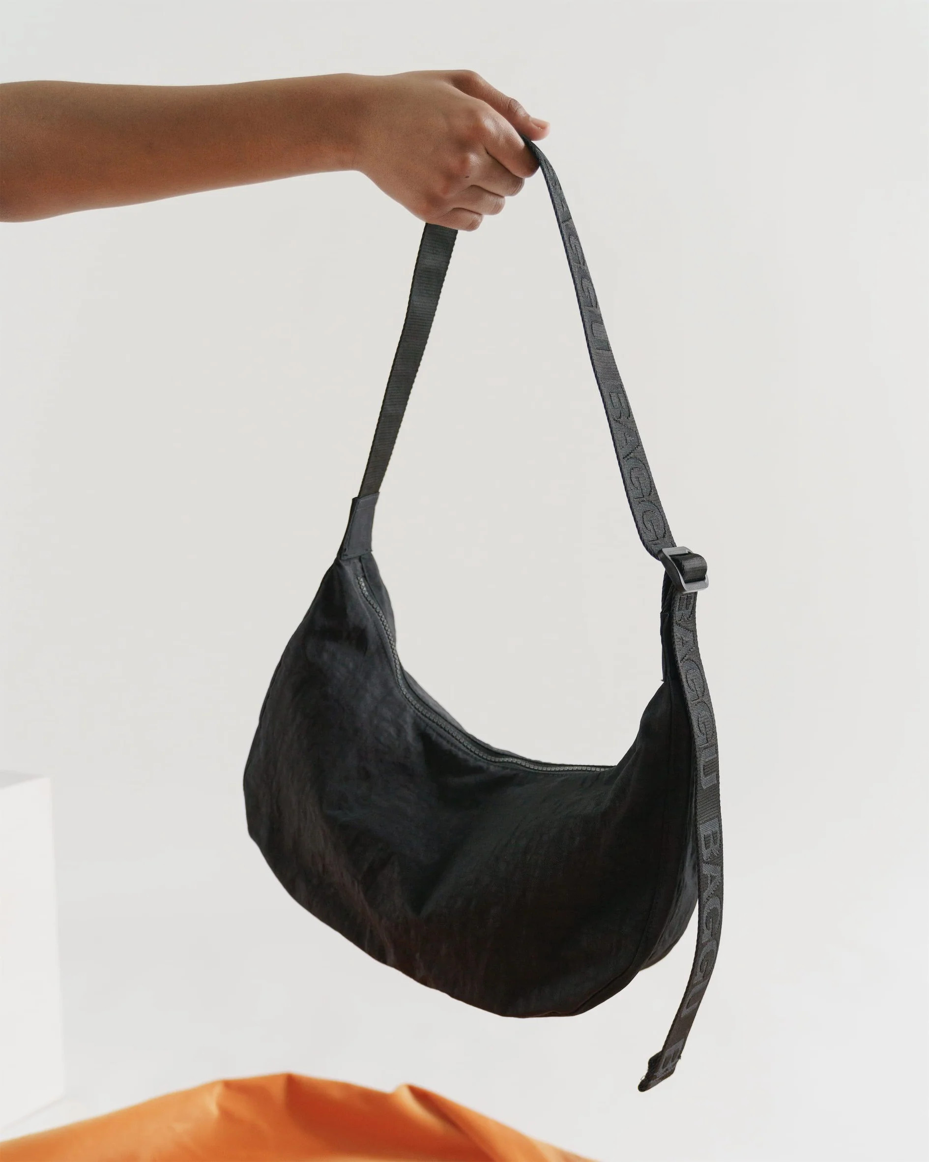 Medium Nylon Crescent Bag | BAGGU
