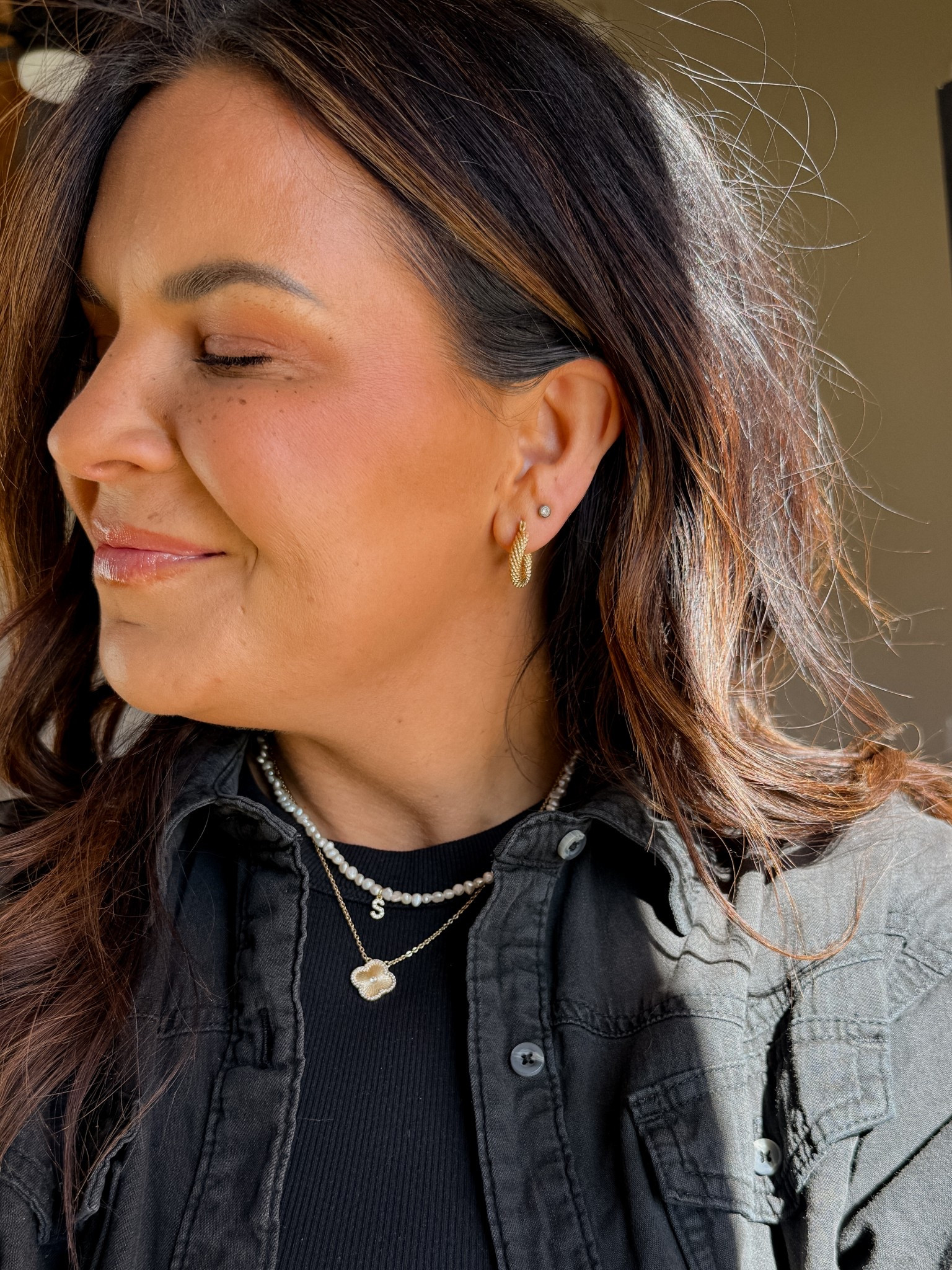 Electric Picks 20% off + free pair of Presley Hoops!
Use code: BWC20


#LTKStyleTip #LTKFindsUnder50 #LTKSpringSale