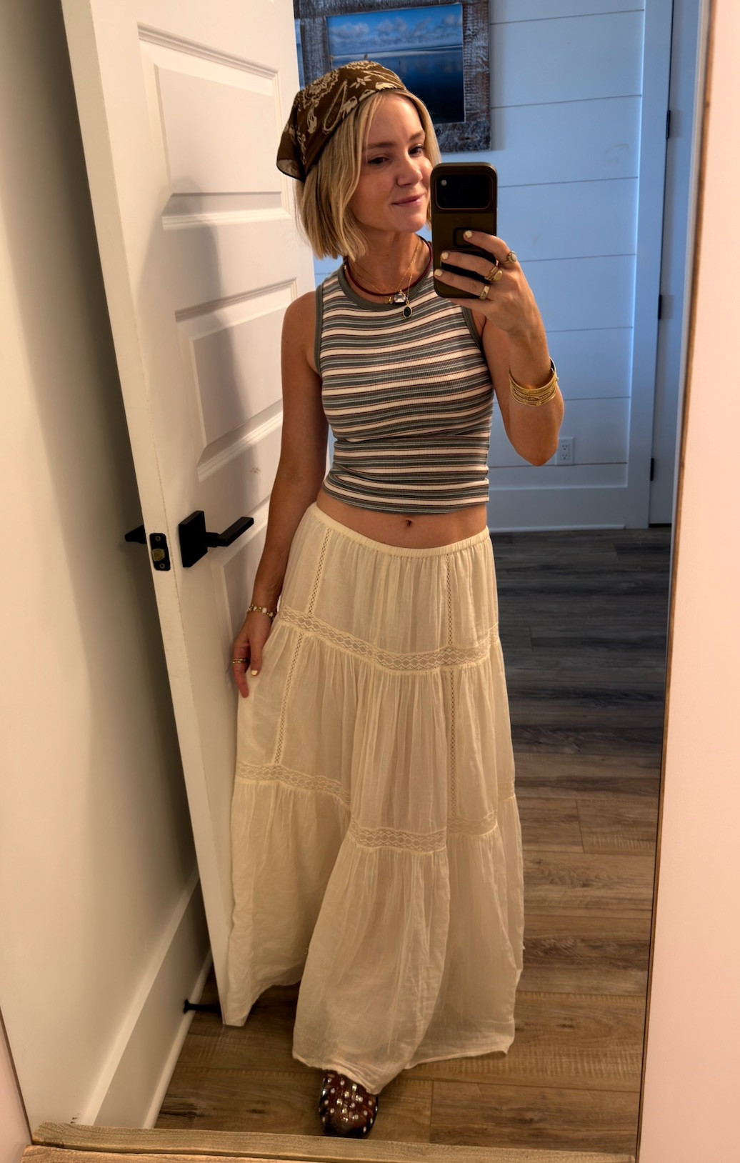 Easy and effortless summer outfit! Last day for the Abercrombie sale! Use code DENIMAF for 40% off!  

 #LTKootd