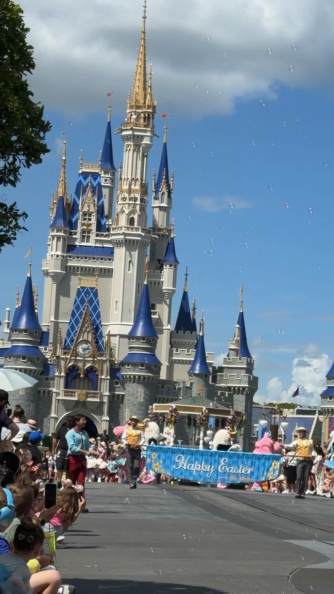 Our first Easter living in Florida!

What better way to spend the day than at Disney 😛🐣🐇

Happy Easter!!! 🐣

#ltkholiday #easter 

#LTKdayinmylife #LTKvlog #LTKSeasonal
