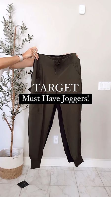 Target joggers run true to size - I’m in the small. Comes in a ton of color options. Amazon tee and amazon puffer vest both run true to size.



#LTKfindsunder50 #LTKover40 #LTKstyletip