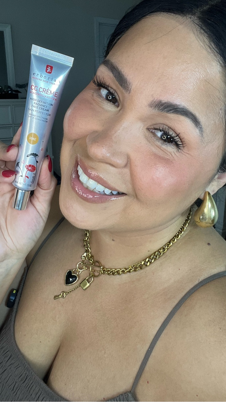 The @erborian_usa CC Cream is 50% off today (9/8) @ultabeauty Reg $46 it’s $23!  Beautiful on mature skin. 

Products always listed in #ltk 

#agingskin #cccream #nofiltermakeup #realskin #over40makeup

#LTKBeauty #LTKFindsUnder50 #LTKOver40