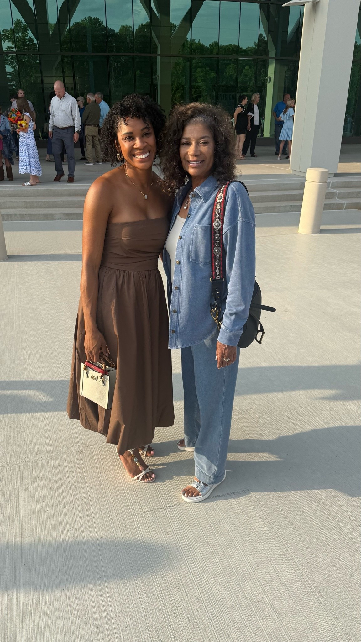 Your effortless summer dress from @Macys is on sale. This brown maxi is one of those throw-on-and-look-put-together pieces that works for vacation, brunch, dinner, family photos, or everyday summer errands without overthinking it. And it’s 40% off right now. Lightweight, flattering, and easy to dress up or down with sandals, sneakers, or wedges. Linked in my LTK before sizes start selling out.

#LTKSale #SummerStyle #BrownDress #VacationOutfit #SummerDress #NeutralStyle #AffordableFashion #LTKUnder100 #CasualChic #EffortlessStyle #macys

#LTKOver40 #LTKSaleAlert

#LTKOver40