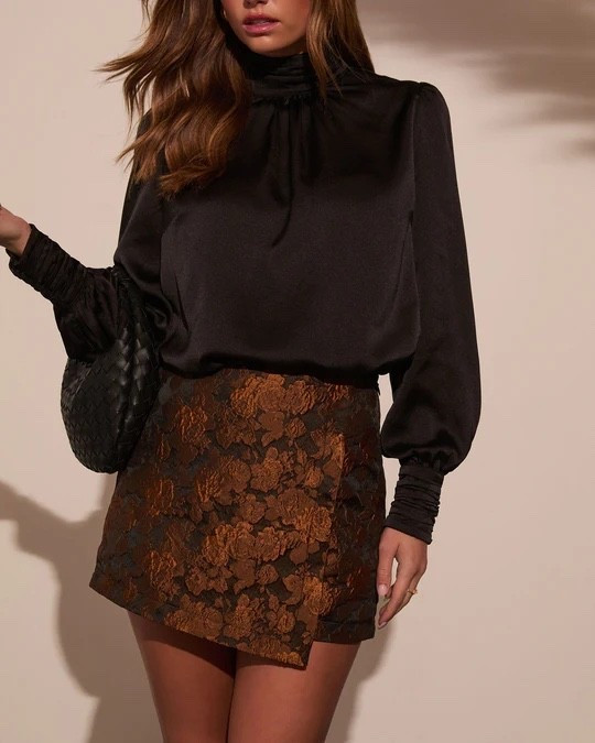 Warm Gather Floral Jacquard Mini Skort

#LTKFindsUnder50 #LTKSaleAlert