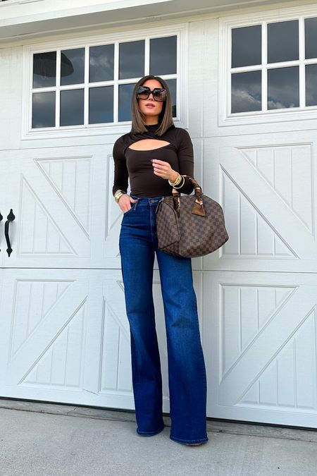 revolve bodysuit (tts, xs)
mother jeans (sized up one to 25)

#LTKstyletip