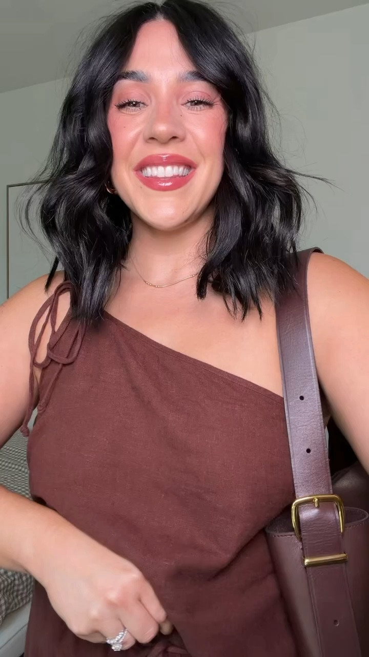 I grabbed this set for our Europe trip and I'm in love, I got a L I think I could do a M! The perfect bloat friendly summer set. 

#LTKMidsize #LTKootd #LTKSeasonal