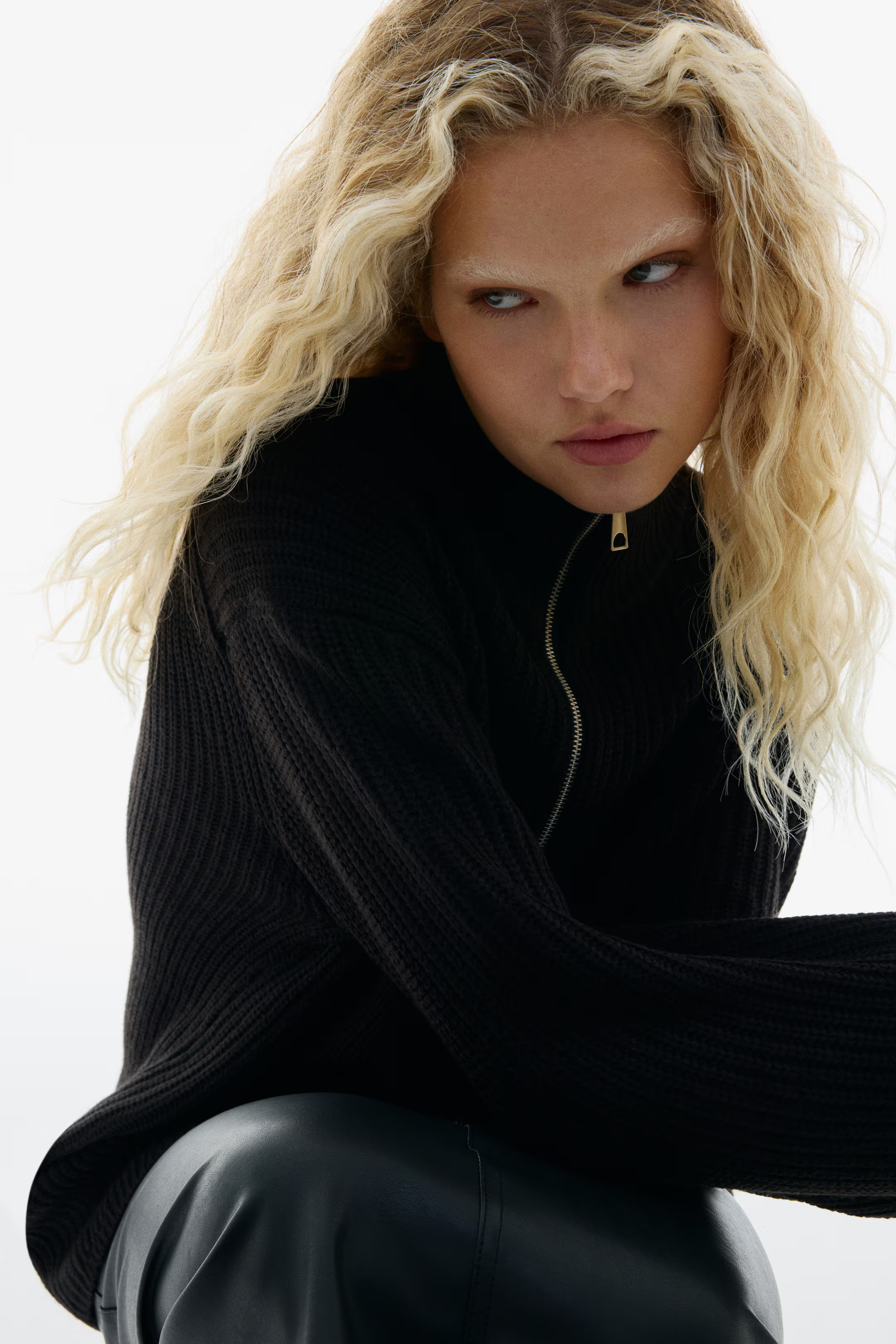 Schwerstrickpullover mit kurzem Zipper | H&M (DE, AT, CH, NL, FI)